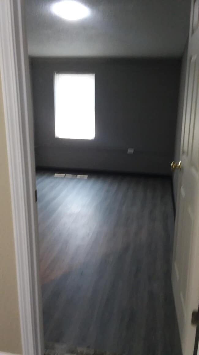 4566 Knoxville Hwy, Unit 1 in Oliver Springs, TN - Building Photo - Building Photo