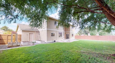 301 S Quay St in Kennewick, WA - Building Photo - Building Photo