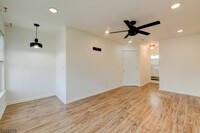 64 Chariot Ct in Piscataway, NJ - Building Photo - Building Photo