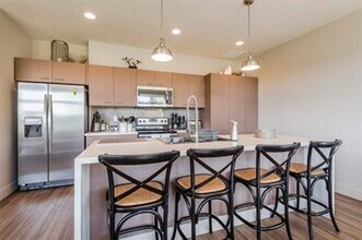 3510 Ocean Cir in Manhattan, KS - Building Photo - Building Photo