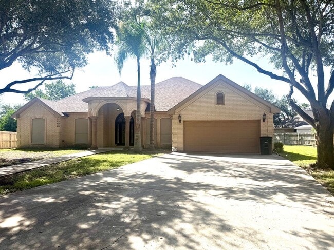 property at 3904 San Rodrigo