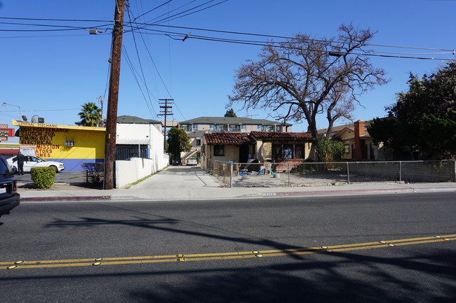 7210 Otis Ave in Bell, CA - Building Photo - Other