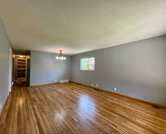 1910 Eaton St in Lakewood, CO - Building Photo - Building Photo