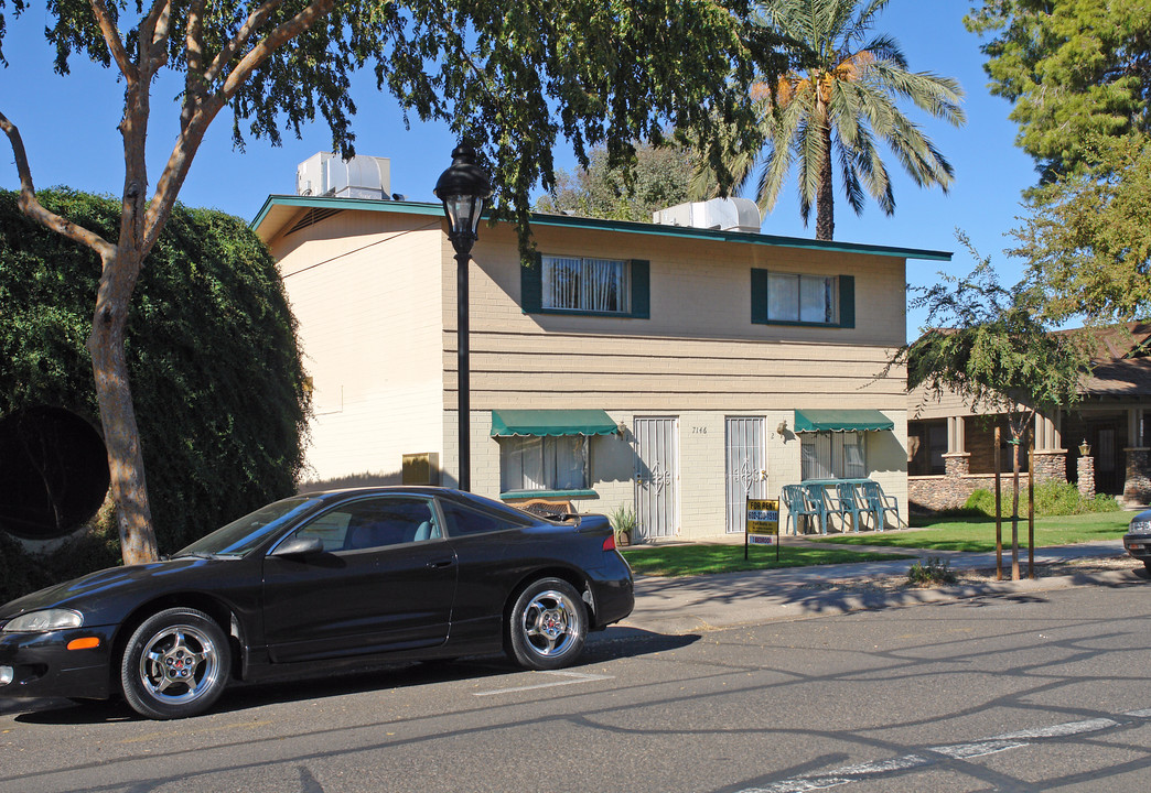 7146 N 57th Ave in Glendale, AZ - Building Photo