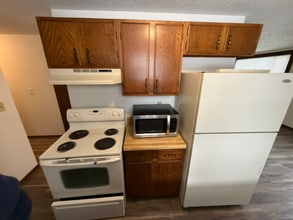 319 N 50th St in Grand Forks, ND - Building Photo - Building Photo