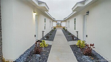 15 Quail Ave in Alton, TX - Building Photo - Building Photo