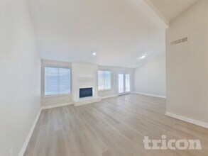 6342 Briar Terrace Dr in Houston, TX - Building Photo - Building Photo