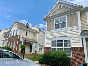 8216 City Loft Ct in Raleigh, NC - Building Photo - Building Photo