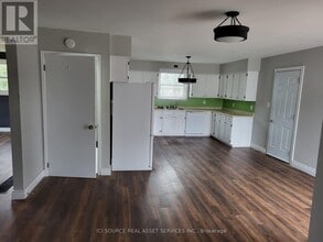 525339 Oxford Centre Rd in Norwich, ON - Building Photo - Building Photo