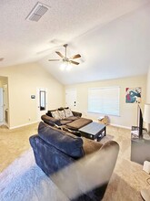 1526 Woodcrest Cir in Hinesville, GA - Building Photo - Building Photo