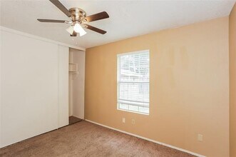 500 Myrtle Dr in Arlington, TX - Building Photo - Building Photo