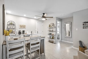 366 W Osceola Ln in Cocoa Beach, FL - Building Photo