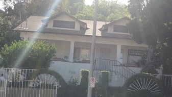 2523 Alta St in Los Angeles, CA - Building Photo