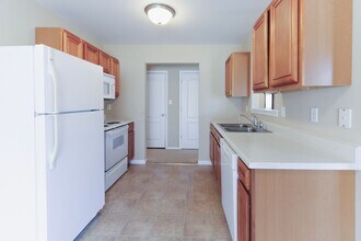 613 Bear Valley Ct in Columbia, MO - Building Photo - Building Photo