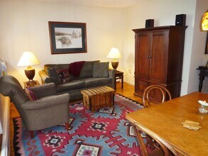 1643 Cambridge St, Unit 42 in Cambridge, MA - Building Photo - Building Photo