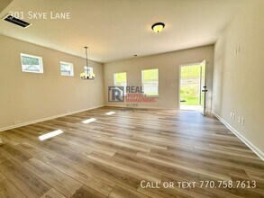 301 Skye Ln in Cartersville, GA - Building Photo - Building Photo