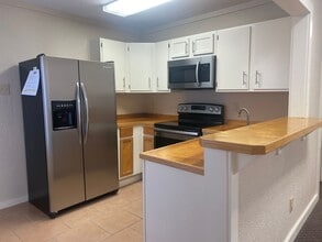 1305 S 21st St in Temple, TX - Building Photo - Building Photo