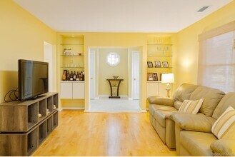 2053 Wilson Ln in East Meadow, NY - Building Photo - Building Photo