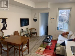 12 Rusholme Park Crescent in Toronto, ON - Building Photo - Building Photo