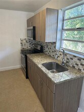 1541 NW 2nd St, Unit C in Pompano Beach, FL - Building Photo - Building Photo