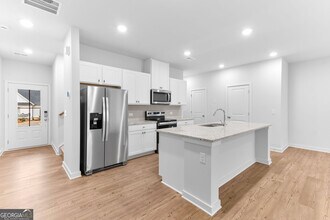 1105 Holland Rose Dr in Lawrenceville, GA - Building Photo - Building Photo