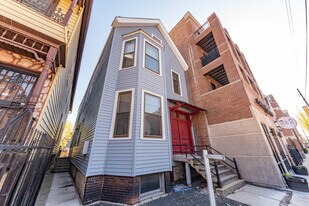 1431 W Belmont Ave in Chicago, IL - Building Photo