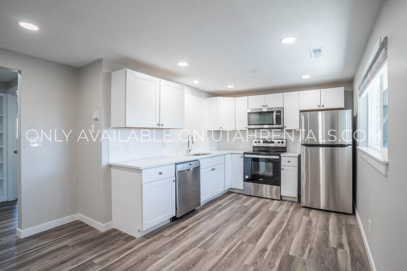 138 S 300 W in Provo, UT - Building Photo