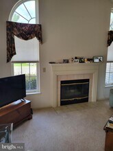 43 Woolsey Ct in Pennington, NJ - Building Photo - Building Photo