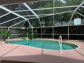 91 Abalone Ln E in Palm Valley, FL - Building Photo - Building Photo