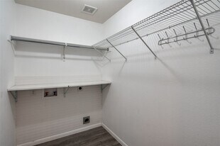 5904 Mariposa Dr in McKinney, TX - Building Photo