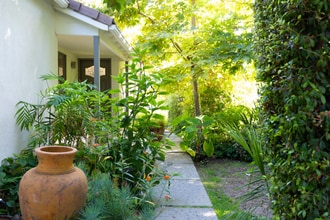 2230 Fink St in Los Angeles, CA - Building Photo - Building Photo