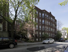 Chauncy Court Apartments in Cambridge, MA - Building Photo - Building Photo