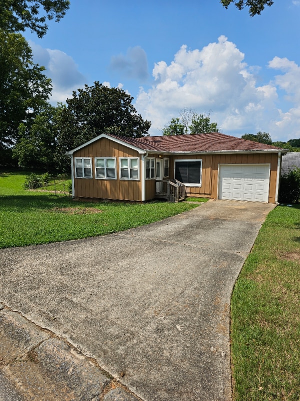 2049 Nancy Cir in Smyrna, GA - Building Photo - Building Photo
