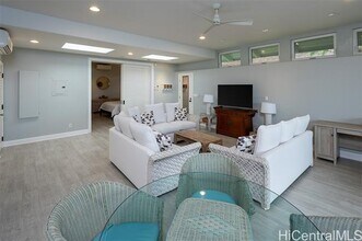 4155 Black Point Rd in Honolulu, HI - Building Photo - Building Photo