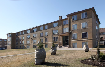 Wycombe Apartments in Toronto, ON - Building Photo - Building Photo