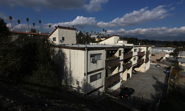 118 San Pascual Ave in Los Angeles, CA - Foto de edificio - Building Photo