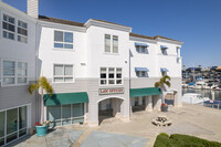 2600-2700 Newport Blvd in Newport Beach, CA - Building Photo - Building Photo