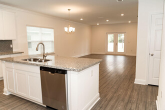 326 Polaris Pl in Freeport, FL - Building Photo - Building Photo