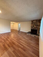 334 Newport Ave in Long Beach, CA - Building Photo - Building Photo