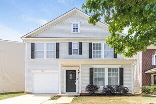 7221 Fox Point Dr in Charlotte, NC - Building Photo
