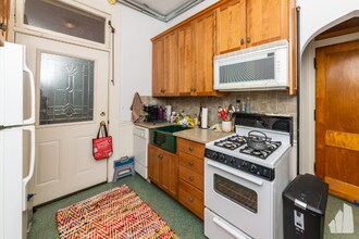 649 W Wrightwood Ave-Unit -2 in Chicago, IL - Building Photo - Building Photo