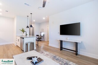 435 Encore Way in Freeport, FL - Building Photo - Building Photo