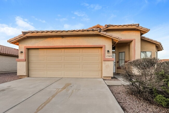 property at 1520 E La Salle St