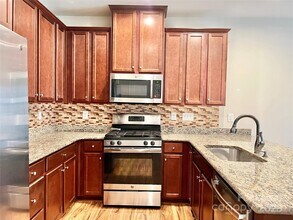 310 Willow Wood Ct in Stallings, NC - Building Photo - Building Photo