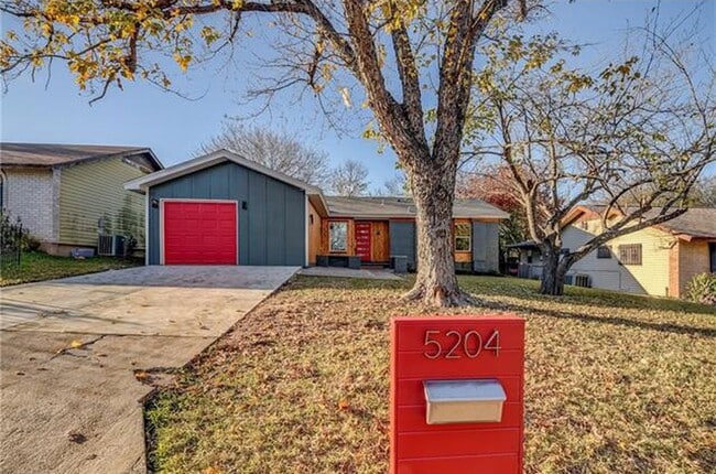 property at 5204 King Charles Dr