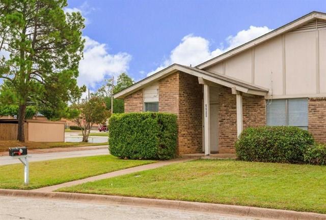 2200 Westmoor Pl in Arlington, TX - Building Photo - Building Photo