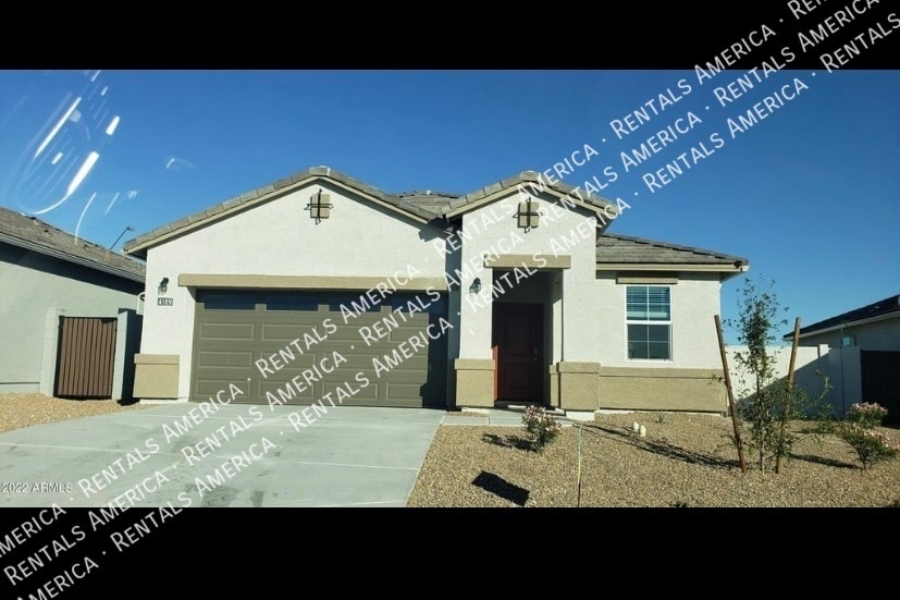 4189 S 243rd Dr in Buckeye, AZ - Building Photo