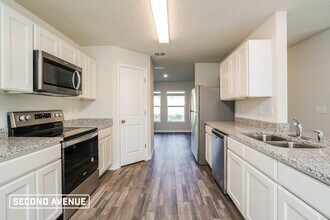 2761 W Shaw Pl in Citrus Springs, FL - Building Photo - Building Photo