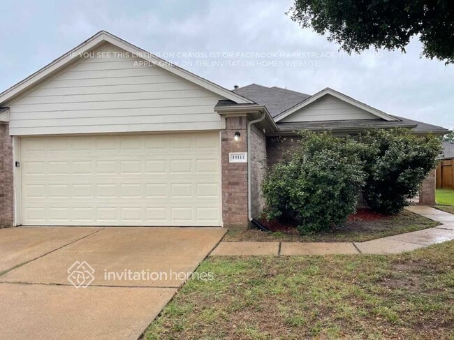 property at 19114 Deep S Ct