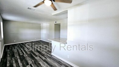 403 Main St in Mount Vernon, TX - Building Photo - Building Photo